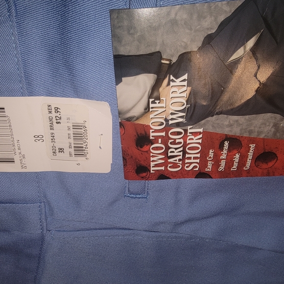 Dickies Men's Light Blue Casual Button Down Shirt & Shorts - Picture 2 of 3